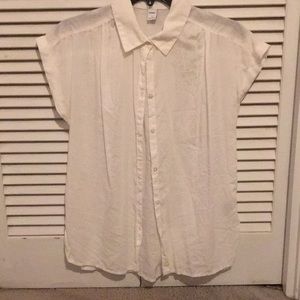 Women’s vintage white collared button up